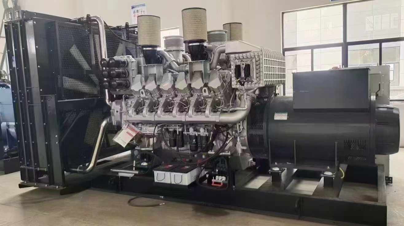 鄂温克800KW柴油发电机组可以带动多少kw的设备？
